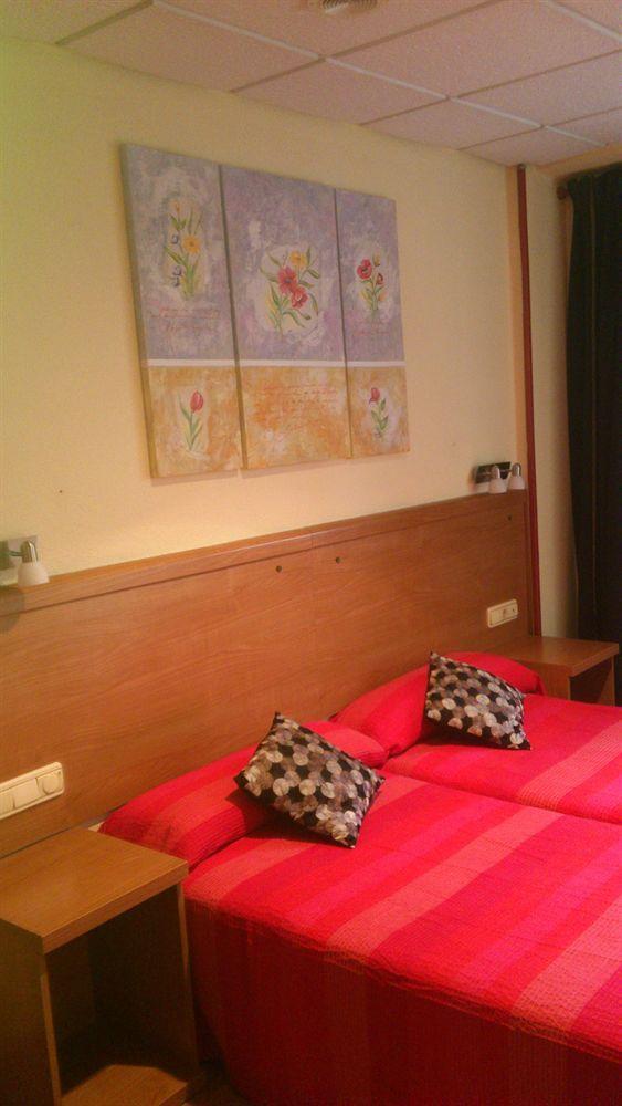 Hotel Besaya Torrelavega Extérieur photo